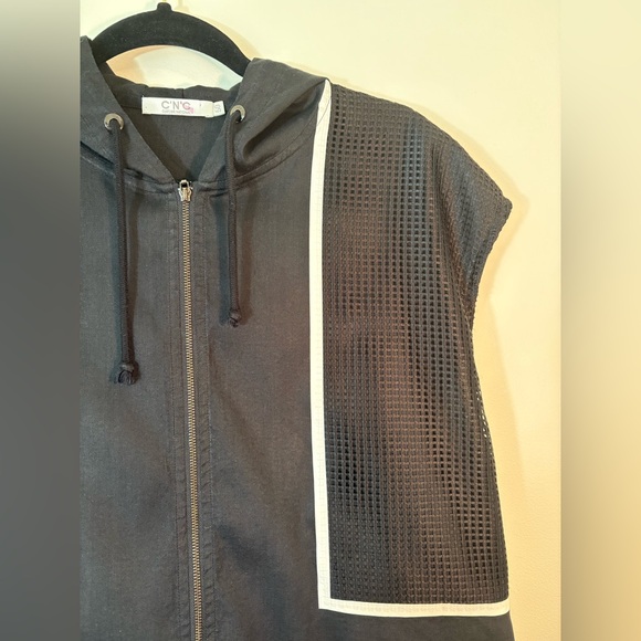 CNC Costume National Unisex Black Hooded Vest Size 50 - Picture 3 of 9